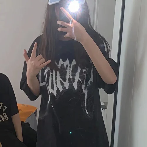 Camiseta Revenge