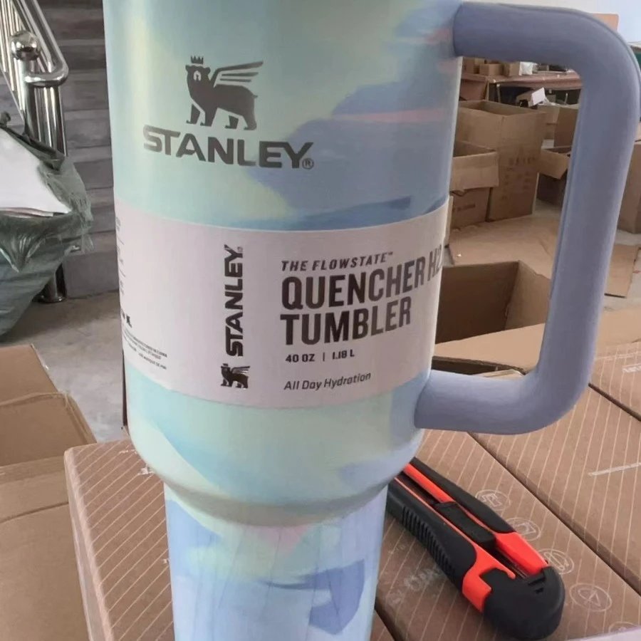Stanley Thermos Cup — Tie dyed blue colorway — USFans Spreadsheet photo