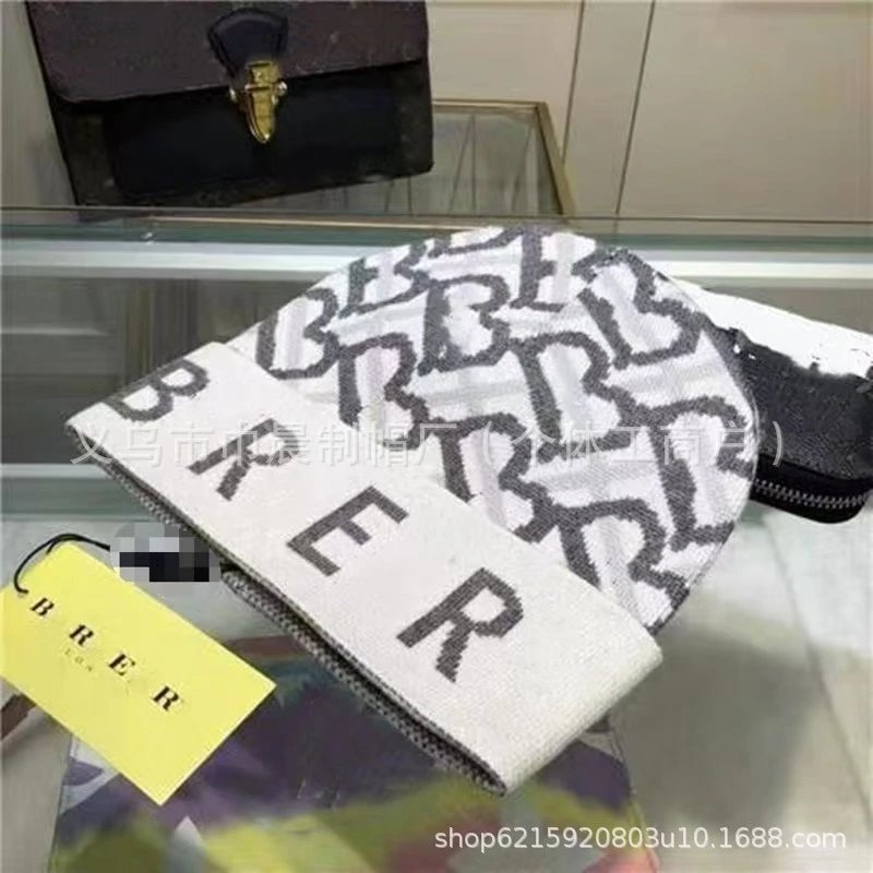 Burberry Beanie — Full print B gray colorway — USFans Spreadsheet photo