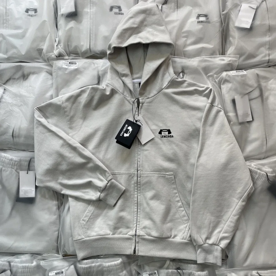 Sudadera Balenciaga x Under Armour