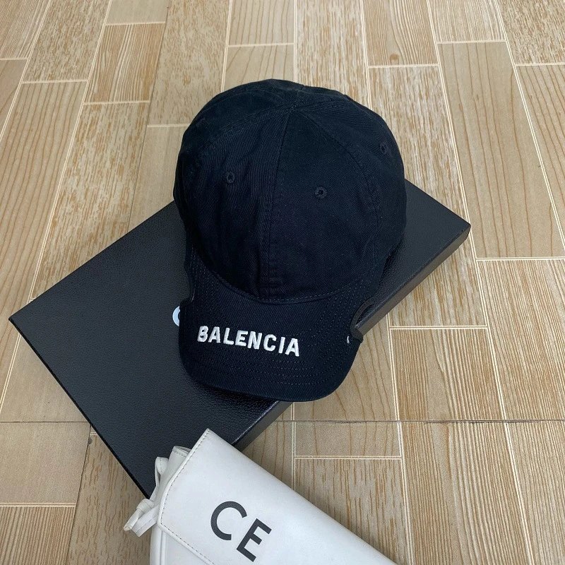Balenciaga cap [21+ styles] foto 6