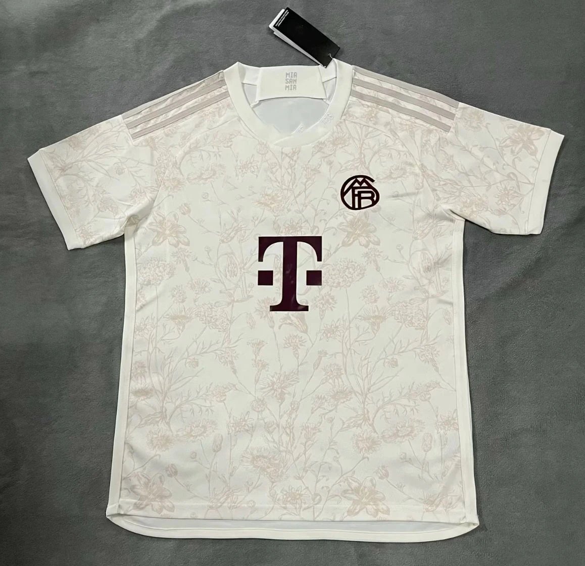 Barcelona Jersey 23/24 — 2324 Bayern Erke colorway — USFans Spreadsheet photo