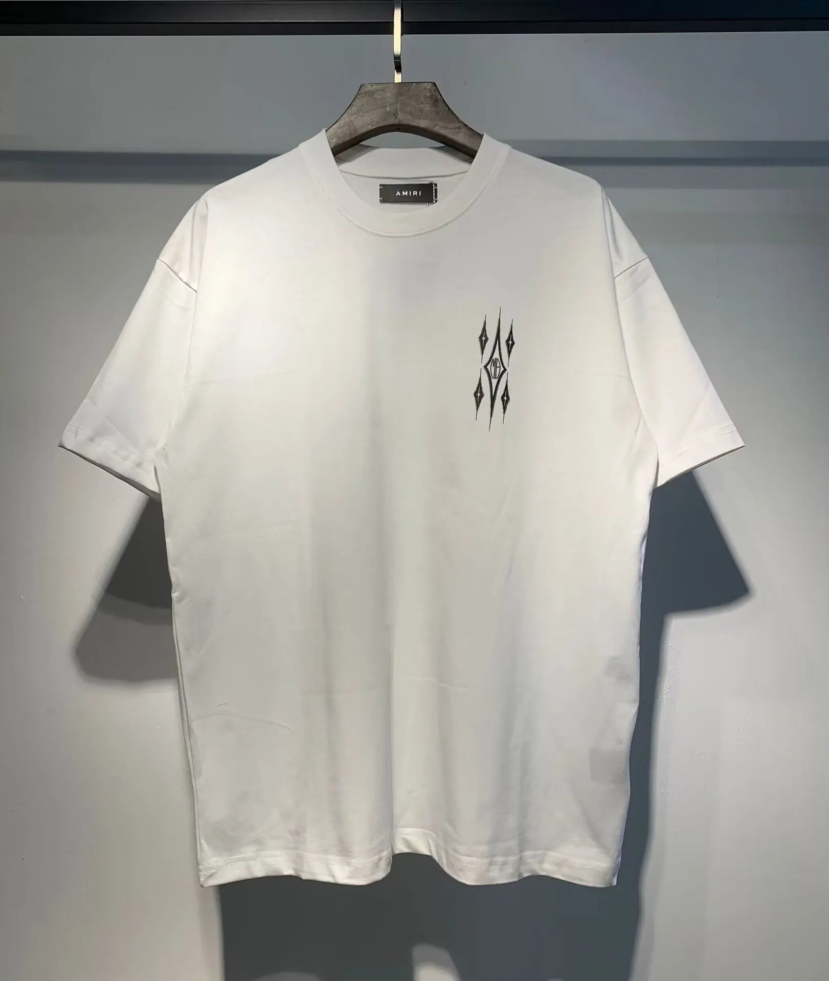 Amiri T-Shirts — 676 white colorway — USFans Spreadsheet photo