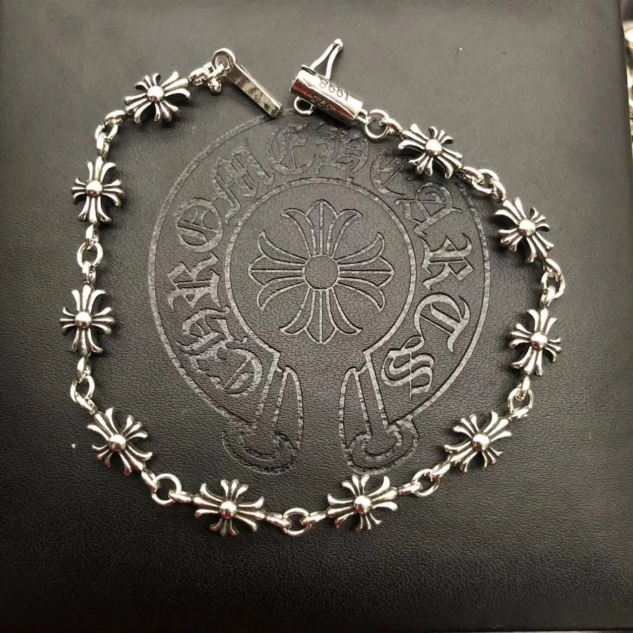 Chrome Hearts bracelet — Diamond free cross flower bracelet colorway — USFans Spreadsheet photo