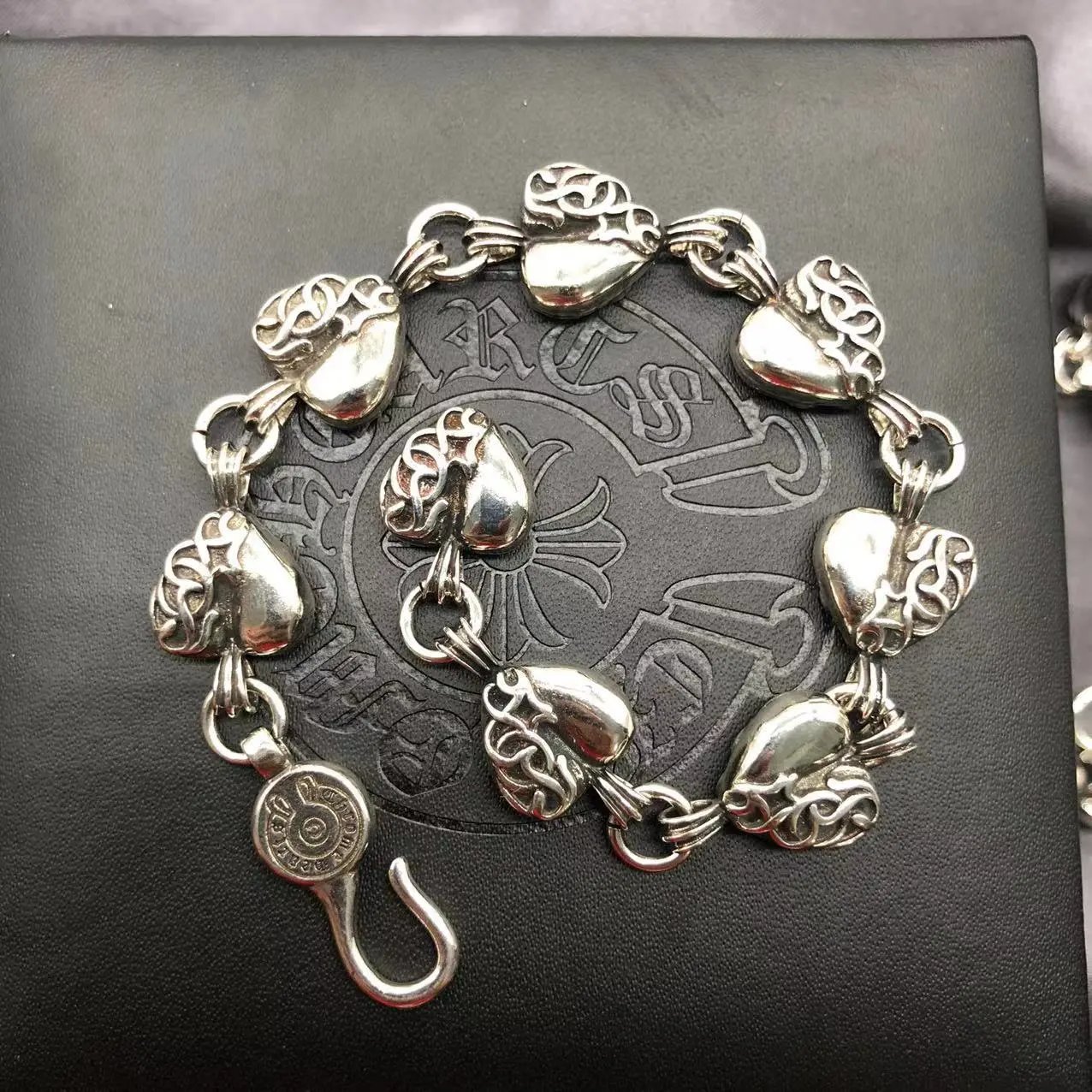 Chrome Hearts bracelet — Love Bracelet colorway — USFans Spreadsheet photo