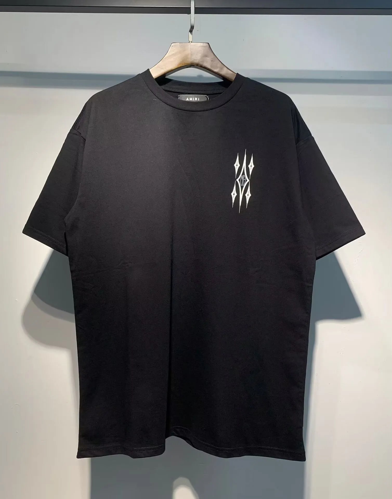 Amiri T-Shirts — 676 black colorway — USFans Spreadsheet photo