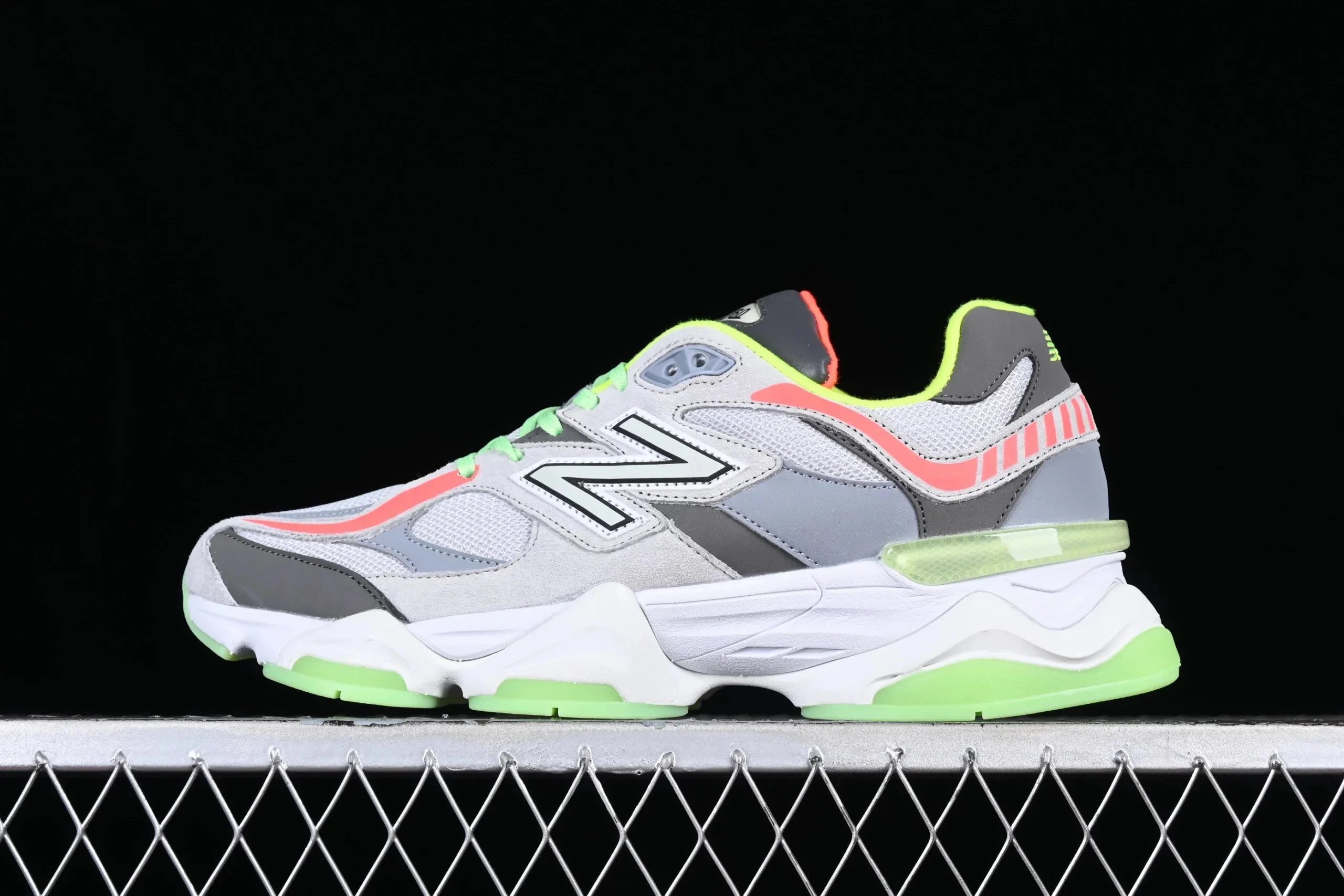 U9060DGG