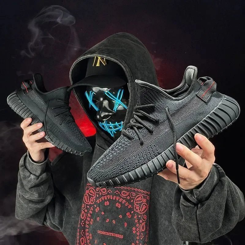 350- (Black Knight) HQ4540