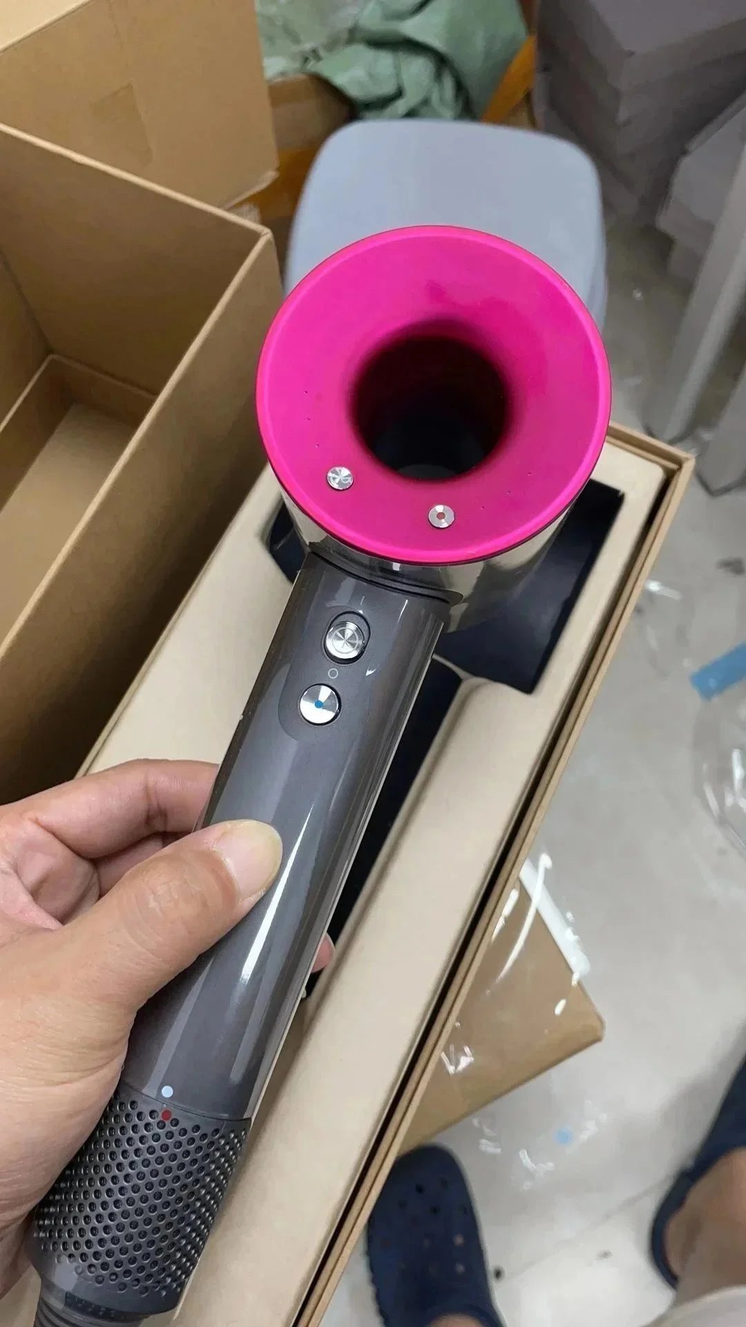Dyson Supersonic Hair Dryer — Fuchsia and Gray product photo 3