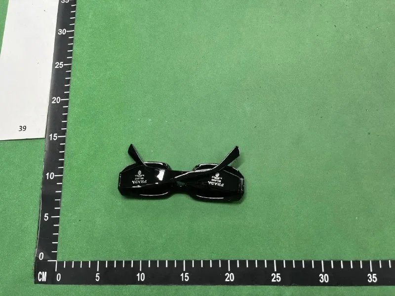 工厂高品质眼镜UN001XW 4