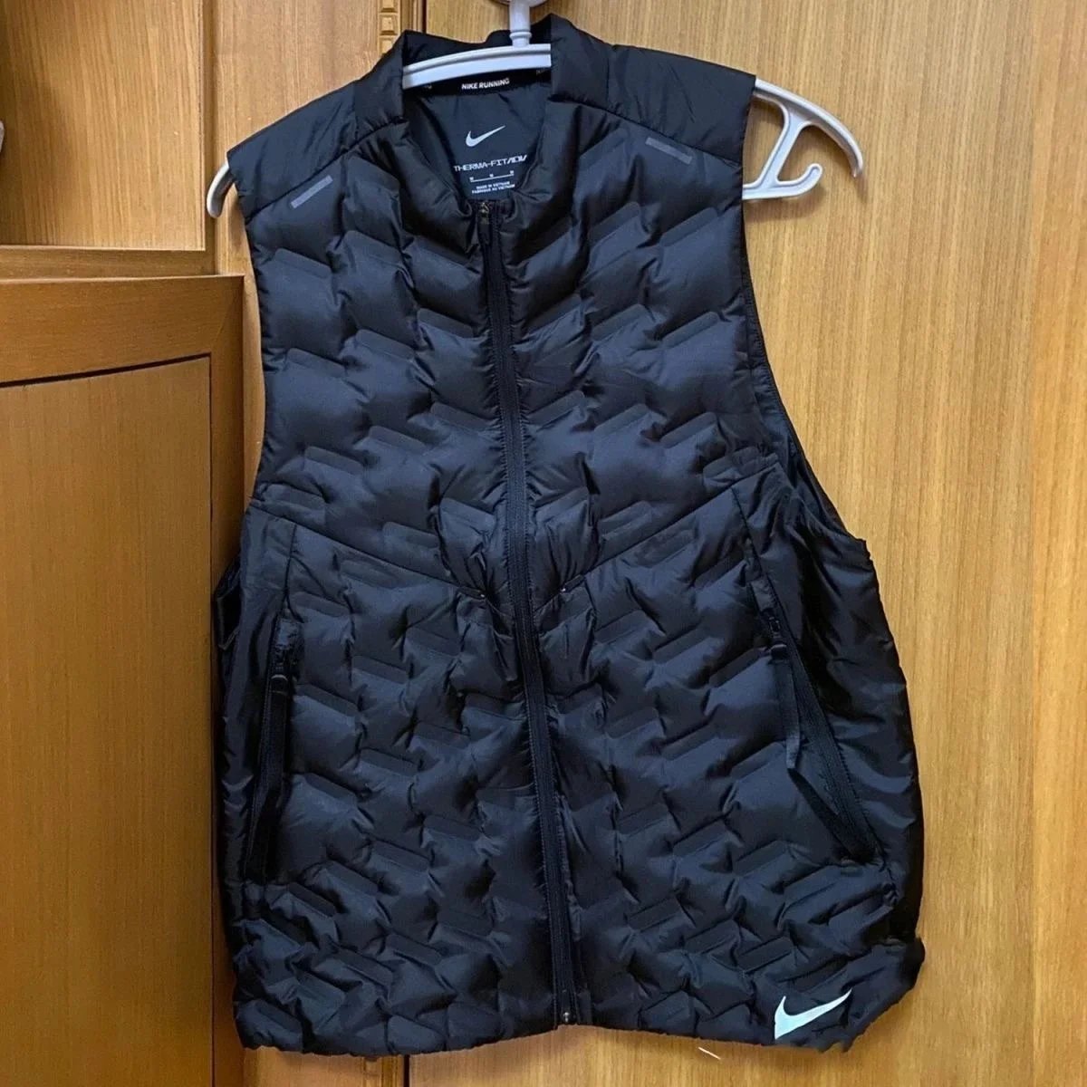 Nike Tracksuits Quarter-Zip Training Top and Zip-Hem Trousers Set — Vest A