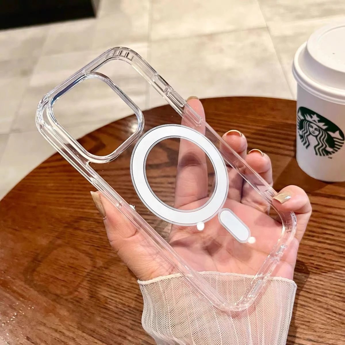 Magnetic wireless charging suitable for Apple 17promax mobile phone case 16 15pro acrylic 14 13 12 transparent 11
