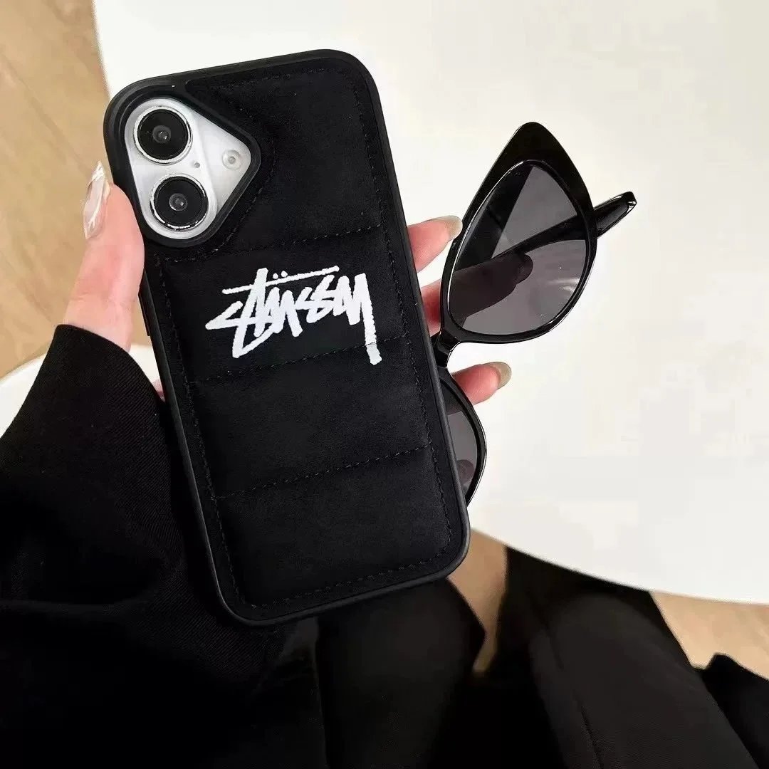 Stüssy Logo iPhone Case with Card Pocket — Black product photo 4
