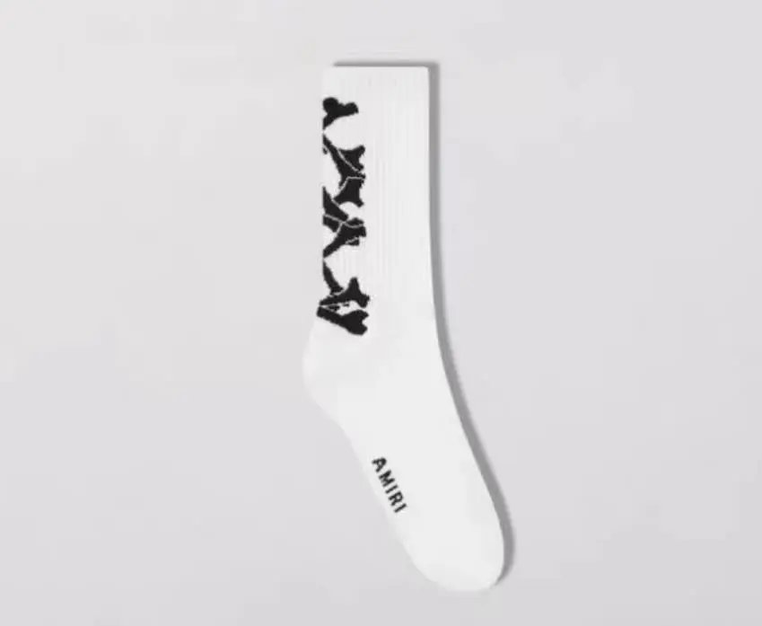 202300413 ARI骨头袜白色——（黑骨头）