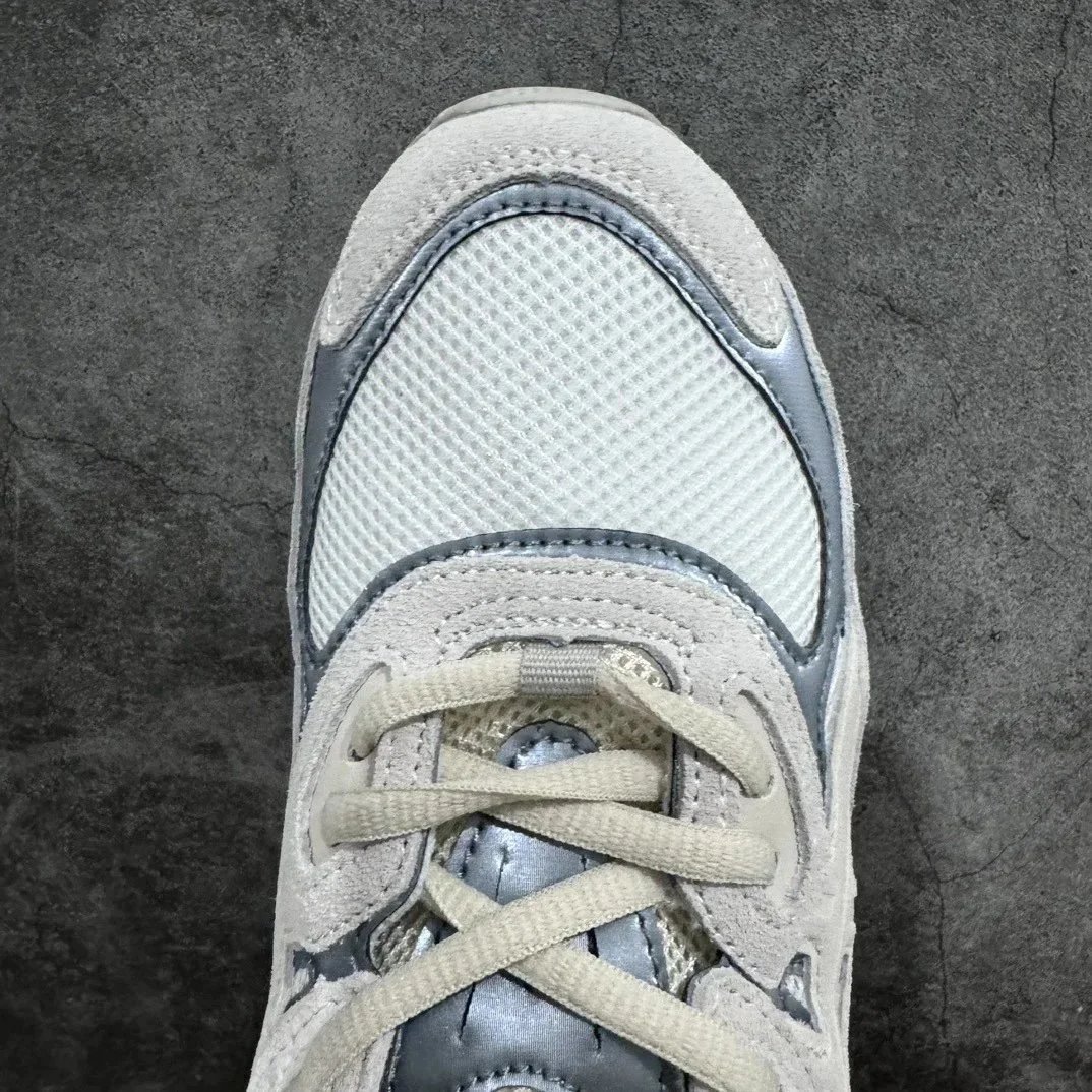 Asics GlNYC 4