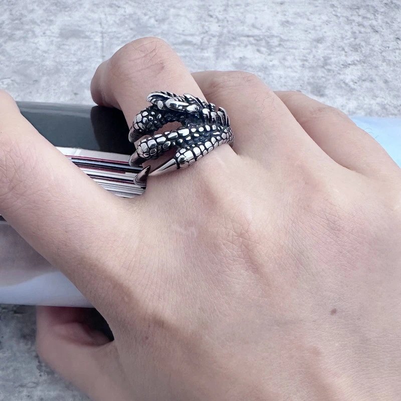 Dragon Claw Ring
