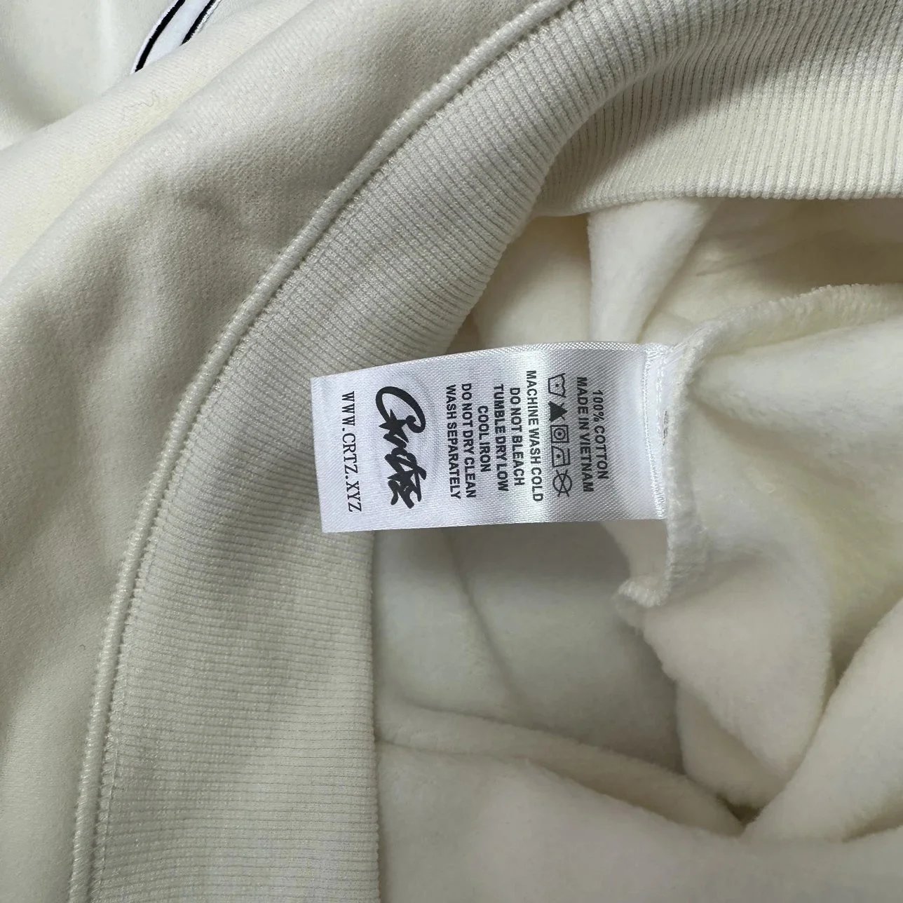 Cortiez Hoodie 8