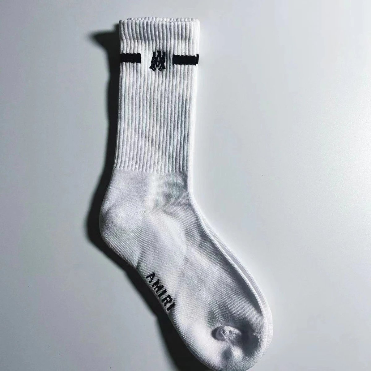 202300410 ARI白（黑）刺绣蜘蛛