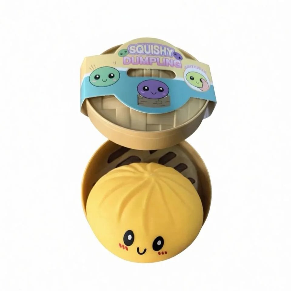 8.5CM Yellow Steamed Bun with Steaming Cage and Surrounding Label