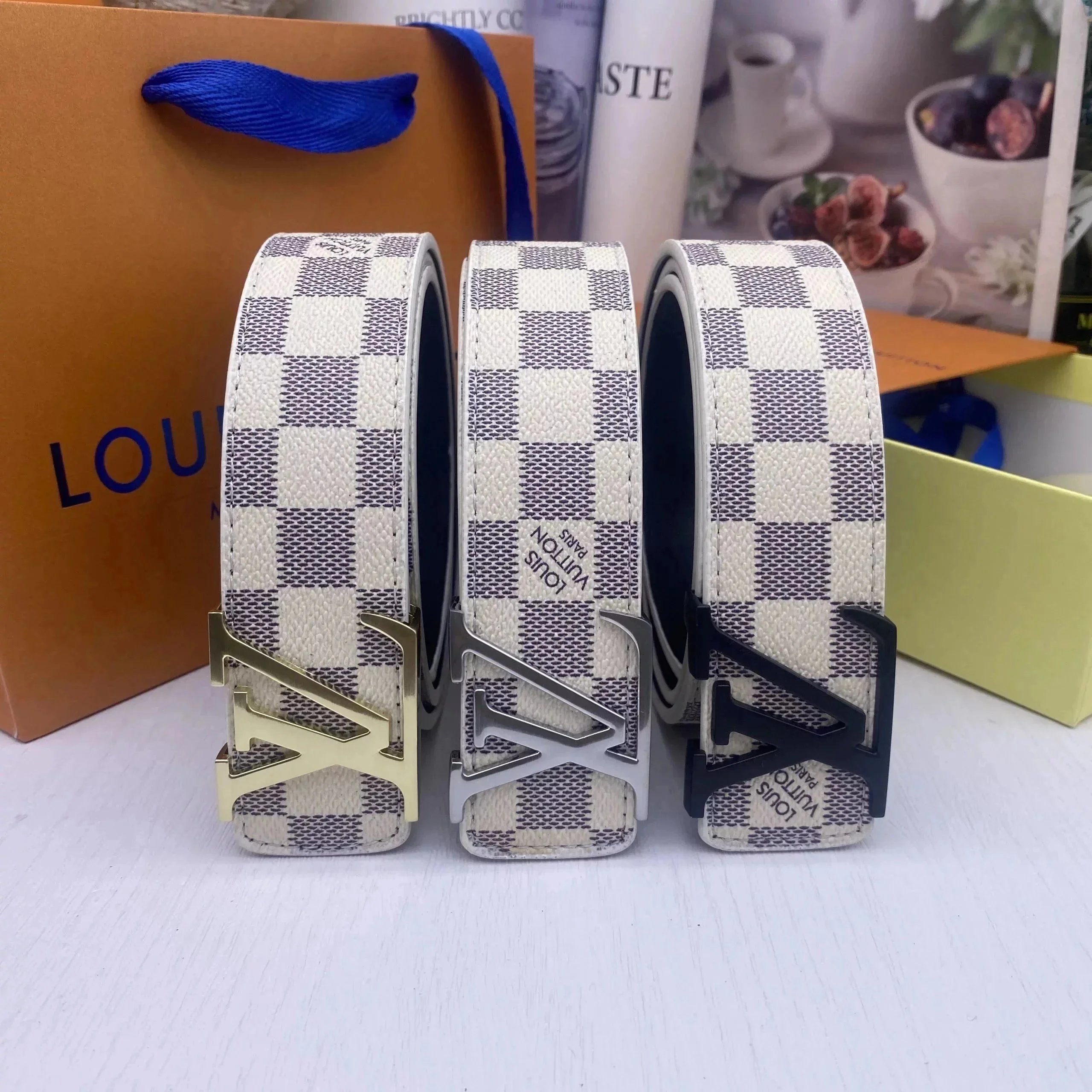 Louis Vuitton Men's Reversible Belt Series