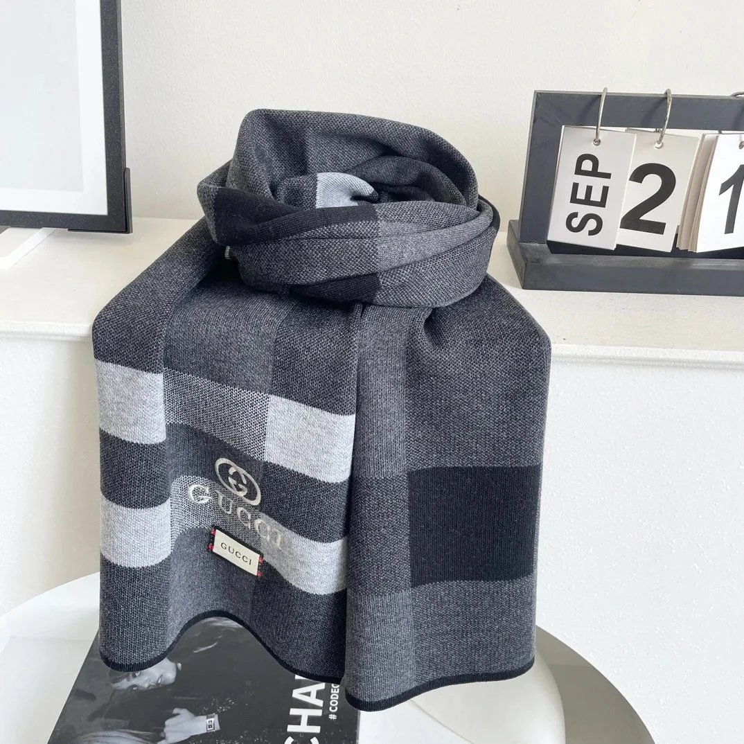 CHANEL Scarf Classic Series