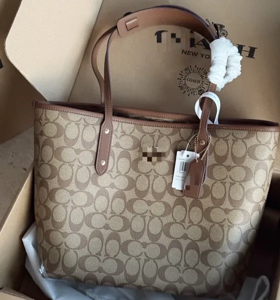 Coach Signature Print Tote Bag Black - 8