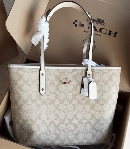 Coach Signature Print Tote Bag Black - 7