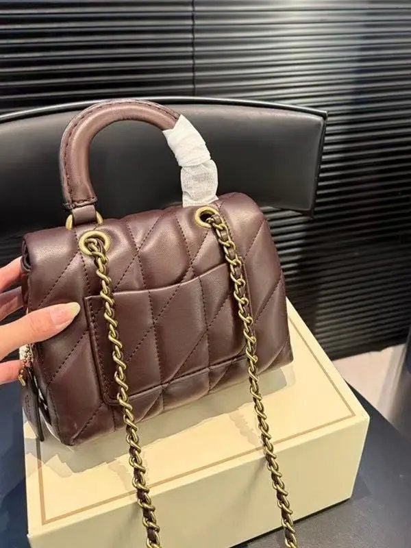 Celine Triomphe Mini White Quilted Leather Chain Shoulder Bag - 5