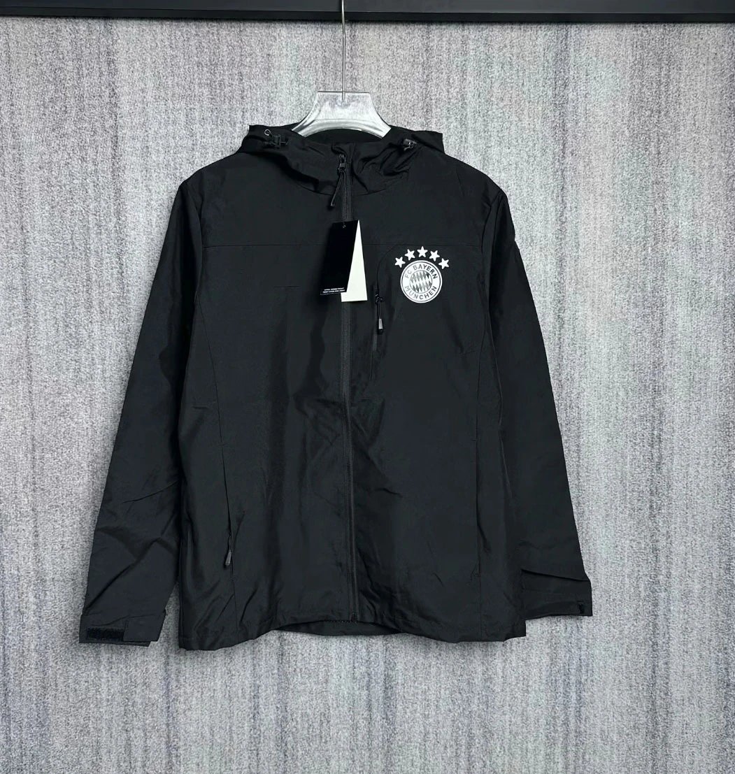 Y18 Bayern Stormtrooper Black