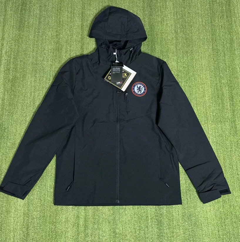 Y16 Chelsea Black