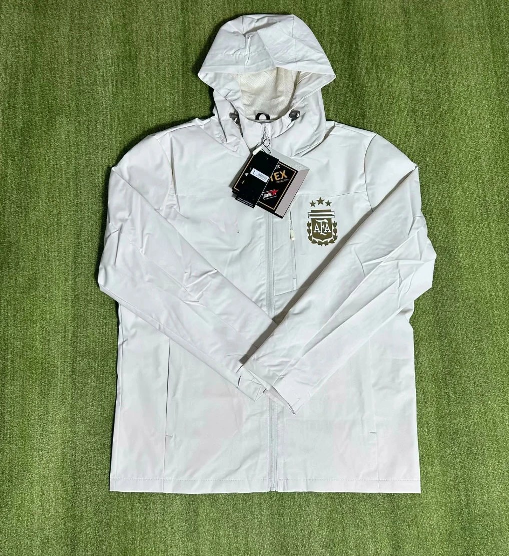 Y24 Argentine stormcoat white