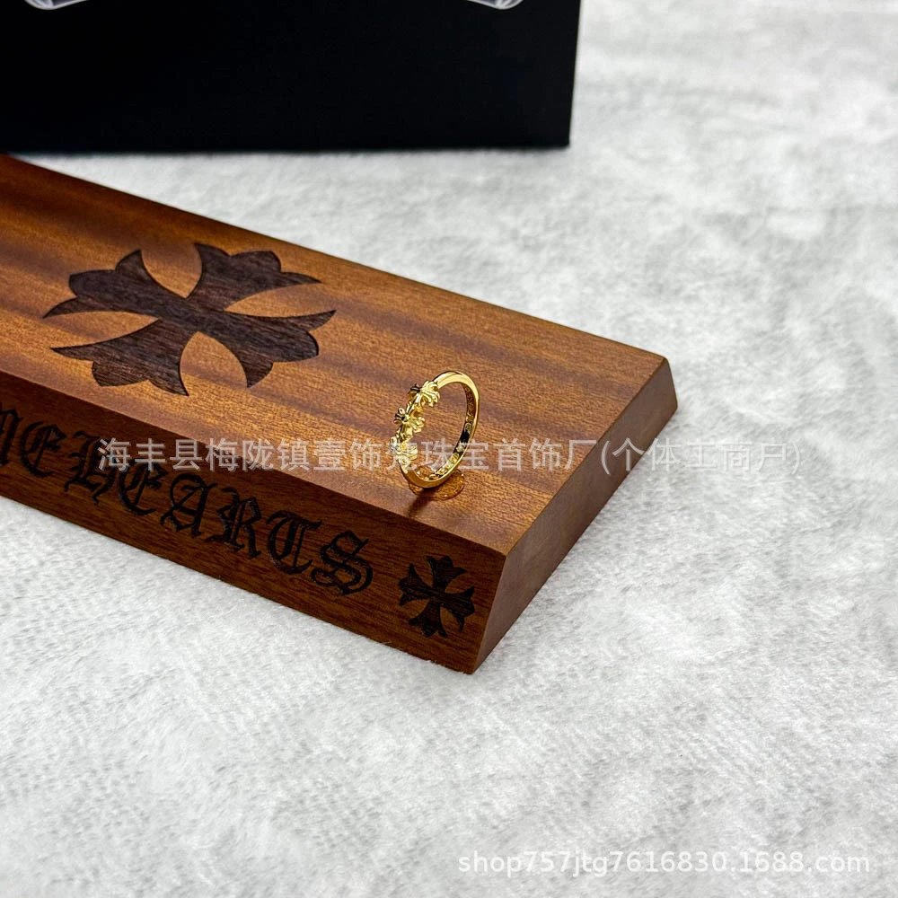 【克羅】金色三花戒指（5-8号）