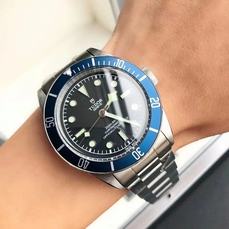 Watch from Erlaobiao