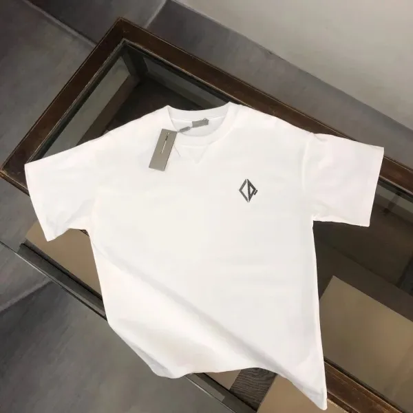 AMI Paris Logo Embroidered White T-Shirt - 1