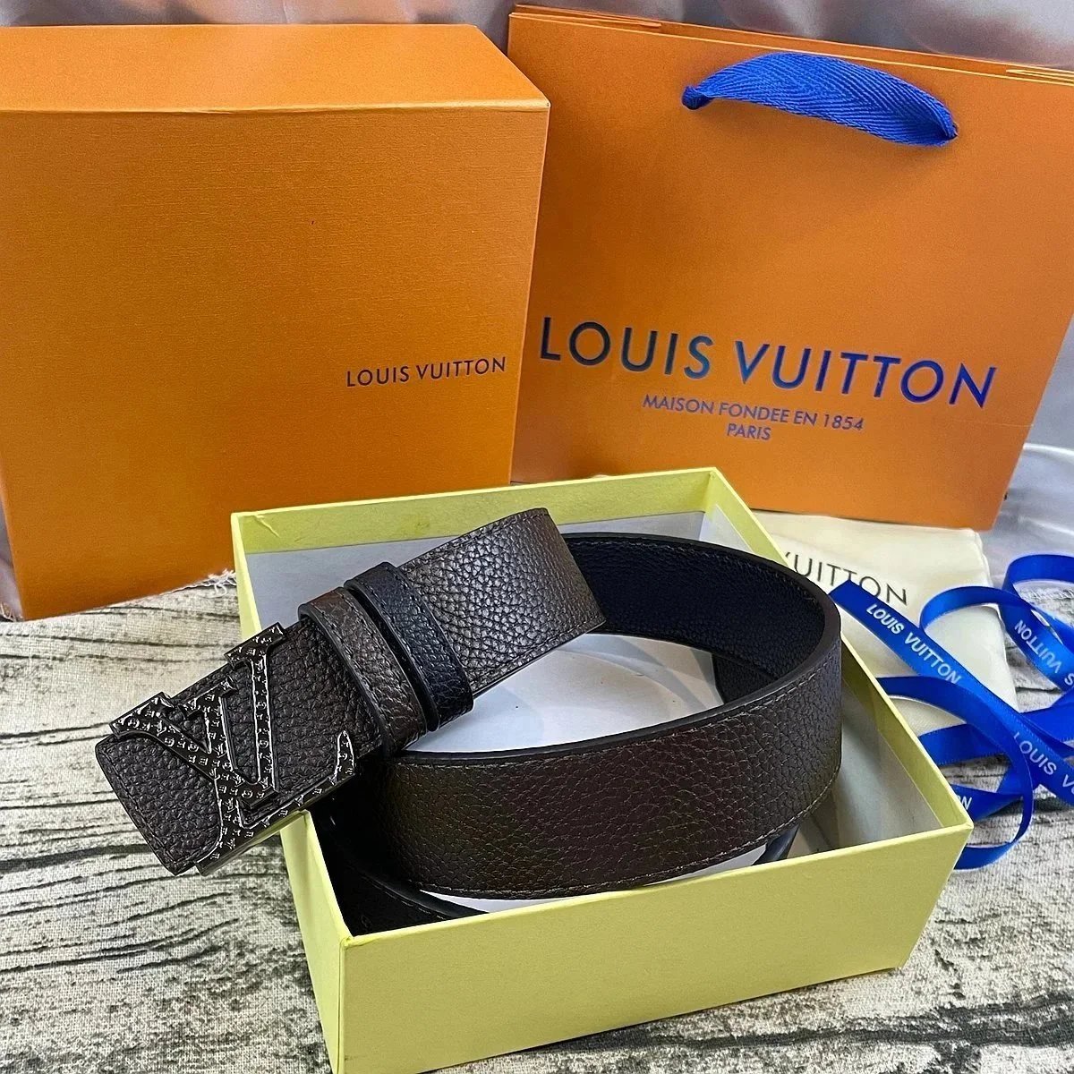 Louis Vuitton LV Initiales Belt Tan Monogram Leather Belt - 4