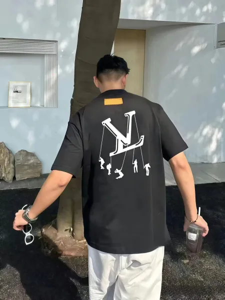 Louis Vuitton LV Puppet Print Black T-Shirt - 1
