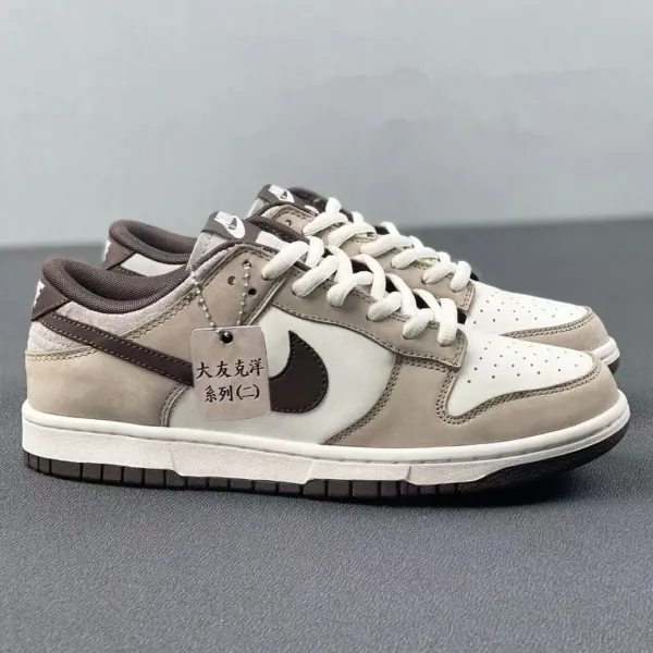 Nike Dunk Low 'Da You Ke Yang Series (II)' Beige Brown Sneakers - 1