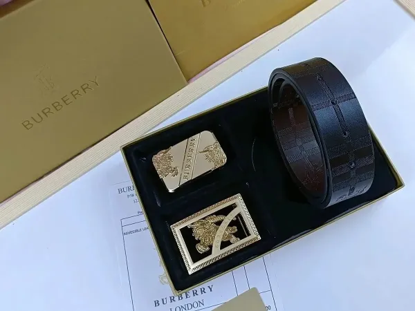 Burberry Reversible Leather Belt with Equestrian Knight Buckle Black/Gold - 7