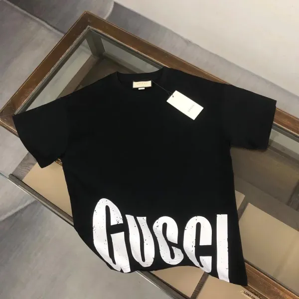 Gucci Oversized Logo Print Black T-Shirt - 1