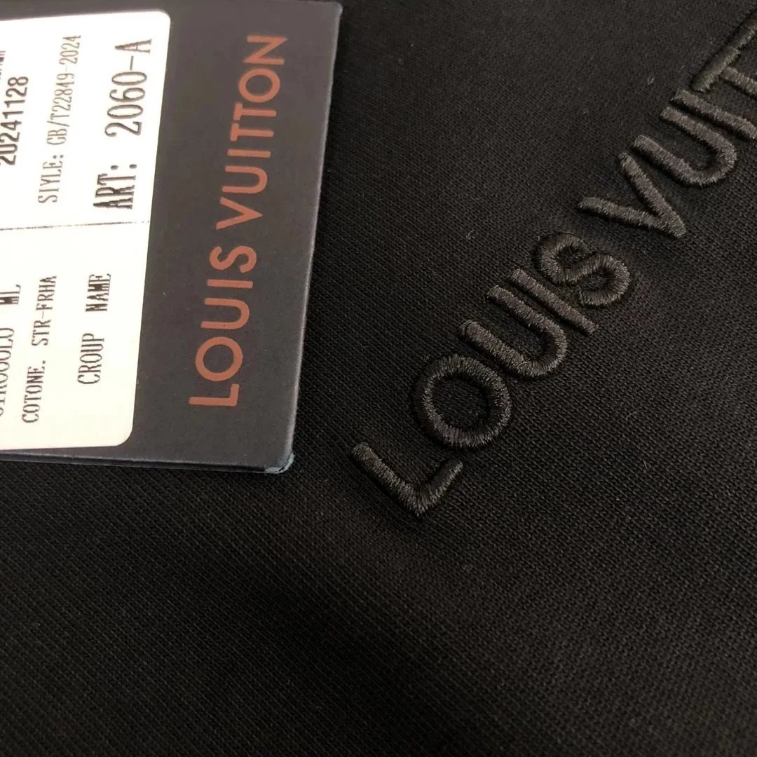 Louis Vuitton Monogram Gradient Print White T-Shirt - 7