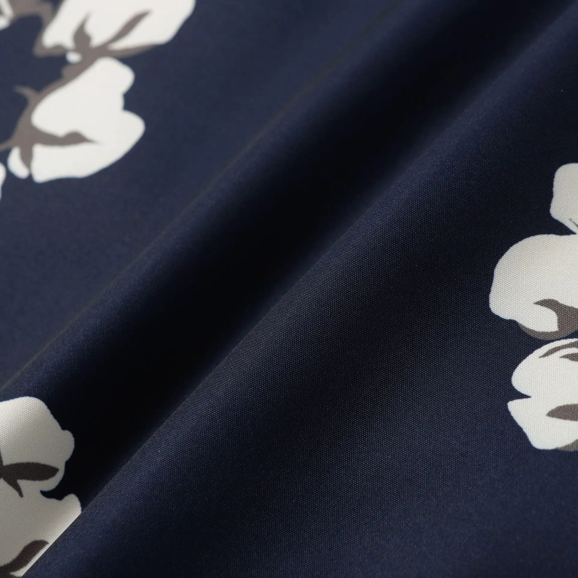 Off-White Cotton Flower Print Drawstring Shorts Black - 3