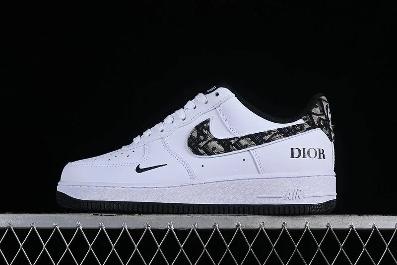 Nike Air Force 1 Low 'Desert' Sneakers - 20