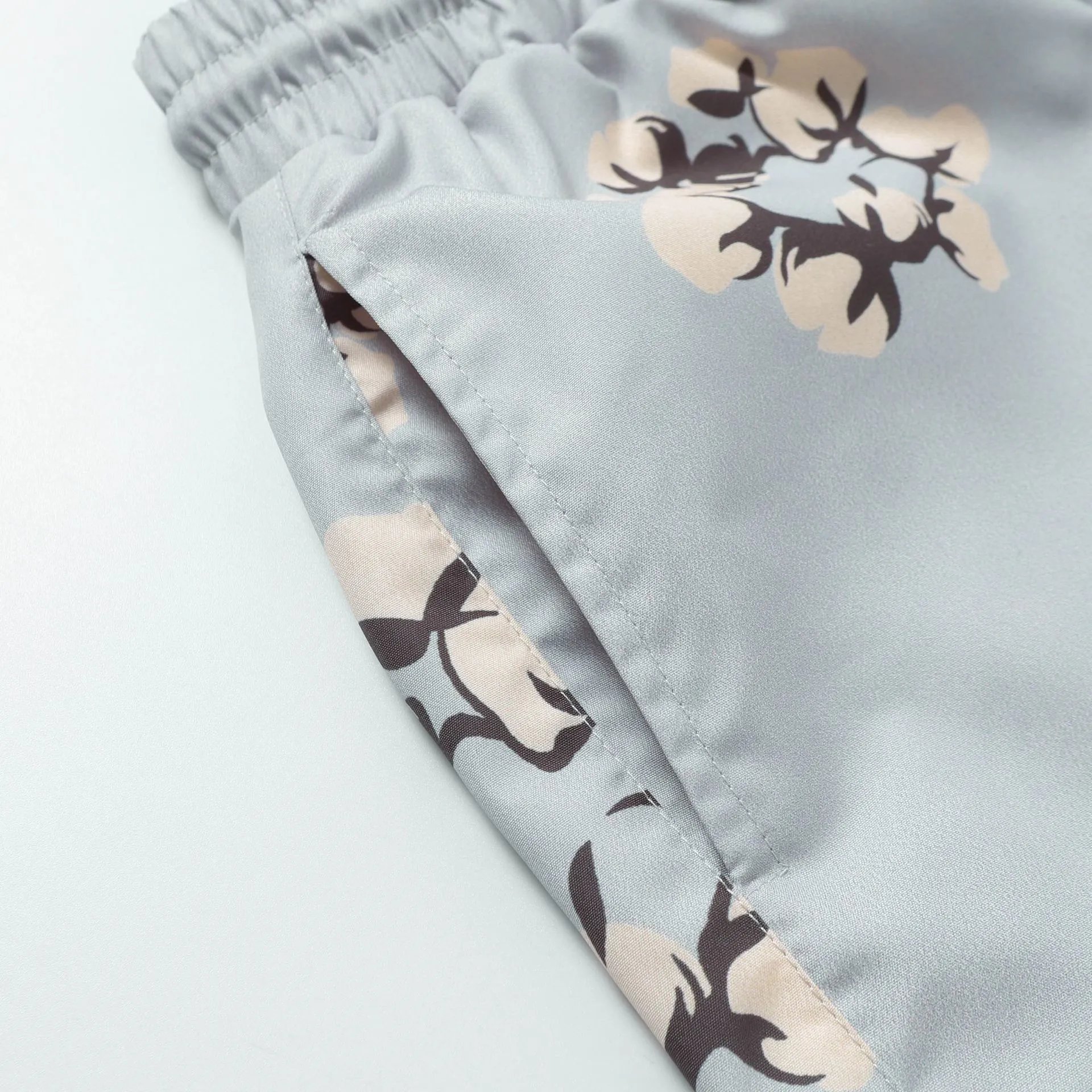 Off-White Cotton Flower Print Drawstring Shorts Black - 14