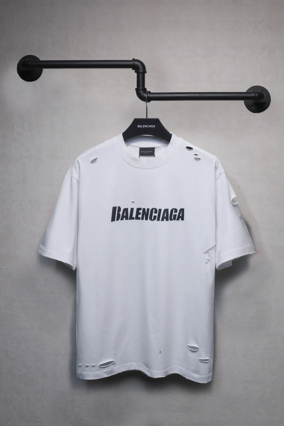 Off-White Wave Logo Black T-Shirt - 35