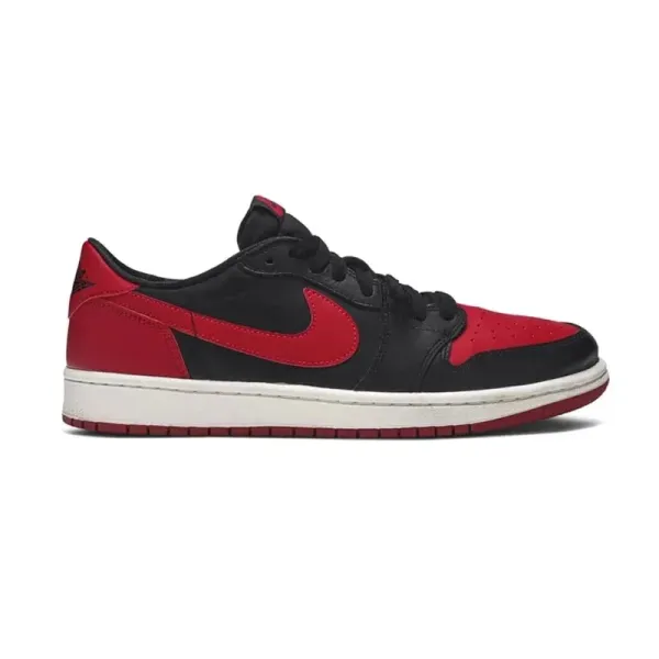 Air Jordan 1 Low Bred Toe Sneakers - 1