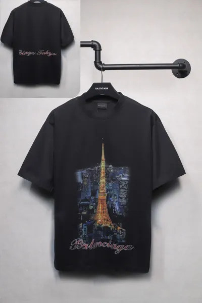 Balenciaga Tokyo Tower Graphic Print Black T-Shirt - 1