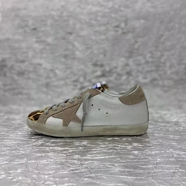 Golden Goose Sneakers Super-Star low-top star product detail image 10