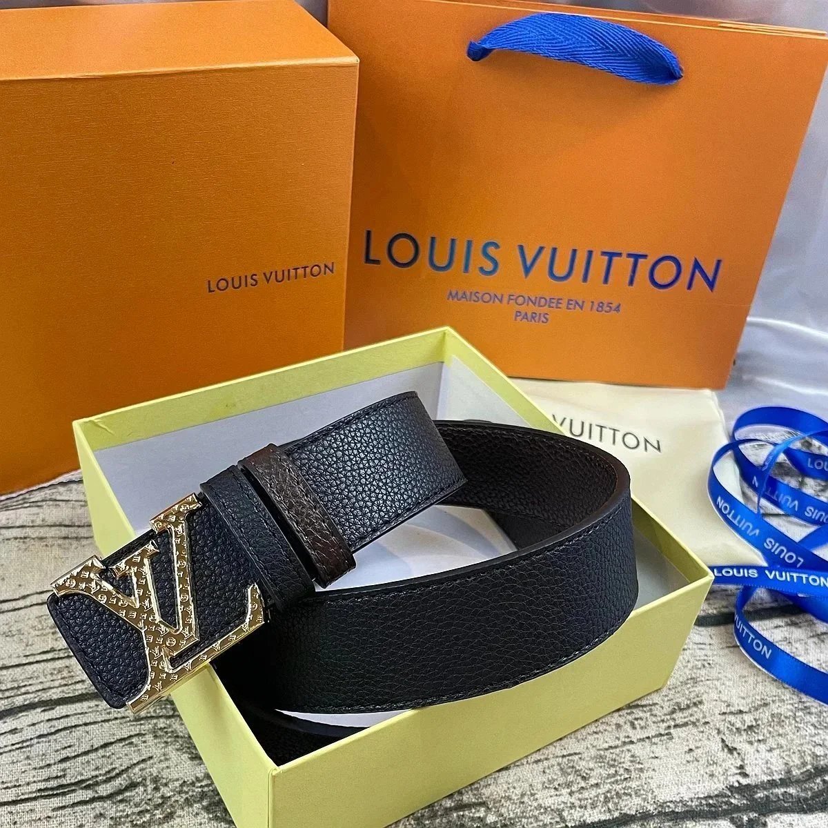 Louis Vuitton LV Initiales Reversible Belt Black/Chocolate Leather Belt