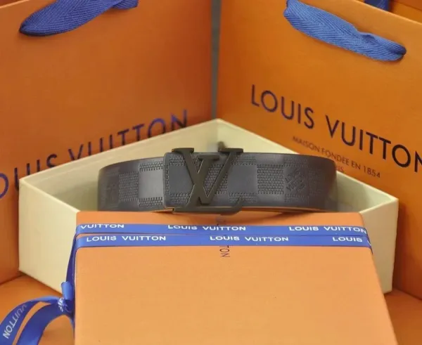 Louis Vuitton LV Initiales Belt Orange Leather Belt - 3
