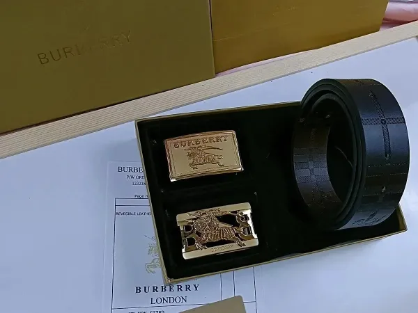 Burberry Reversible Leather Belt with Equestrian Knight Buckle Black/Gold - 3